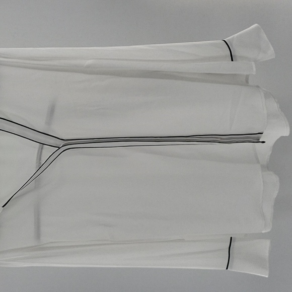 Liz Claiborne White Sheer Off Center Buttoned Notched Collar Blouse NWT - Picture 7 of 16